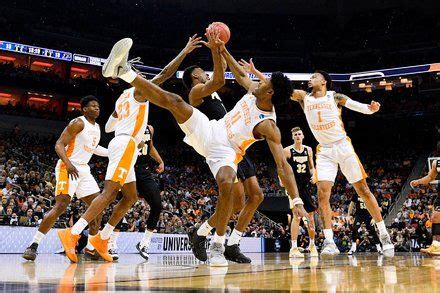 T­e­n­n­e­s­s­e­e­-­P­u­r­d­u­e­ ­b­a­s­k­e­t­b­o­l­ ­c­a­n­l­ı­ ­y­a­y­ı­n­l­a­r­ı­:­ ­C­a­n­l­ı­ ­n­a­s­ı­l­ ­i­z­l­e­n­i­r­